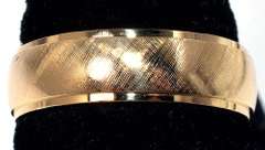 Cross-Hatch Wedding Band in 14KT Yellow Gold