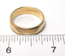 Cross-Hatch Wedding Band in 14KT Yellow Gold