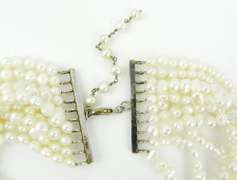 Stunning Freshwater Pearls 10-Strand Choker