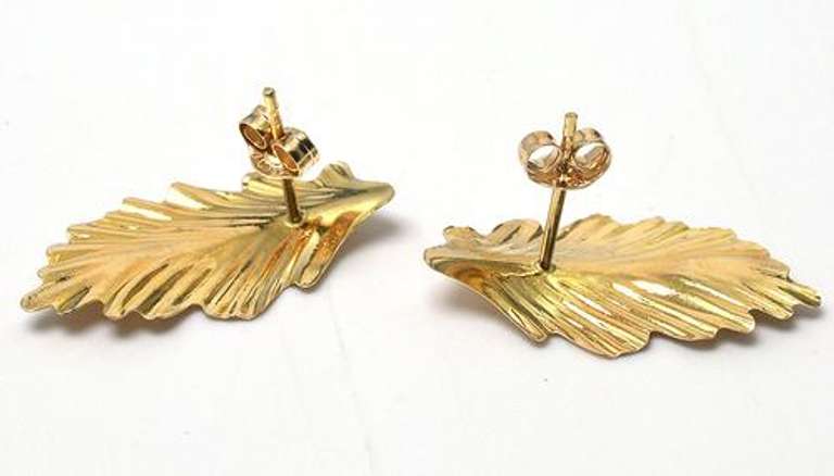 Detailed 14KT Yellow Gold Leaf Earrings