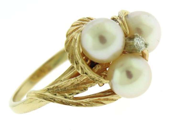 Fantastic 6.75mm Pearl & Diamond Accent Ring