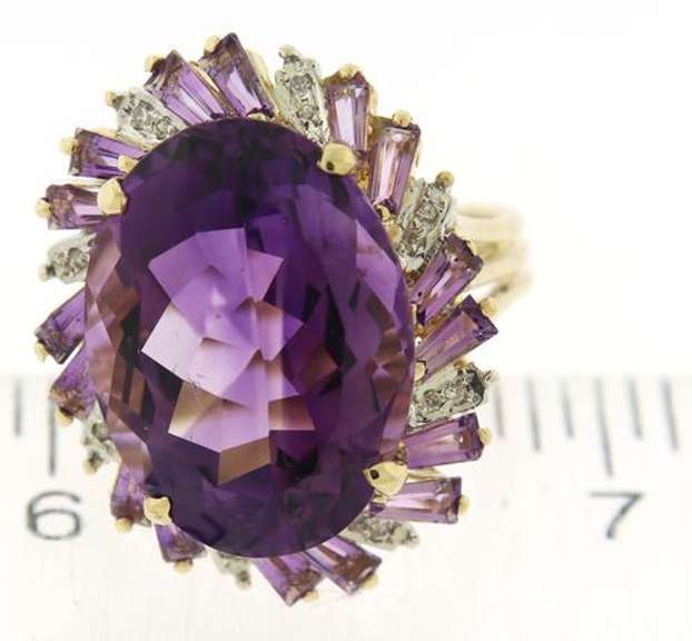 Elegant Yellow Gold Amethyst & Diamond Accent Ring