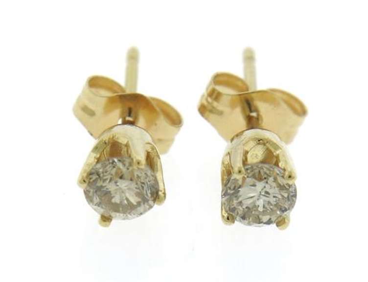 Elegant Round Brilliant Cut Diamond Stud Earrings