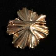 14 K Yellow Gold and 6 Diamond Flower Pin