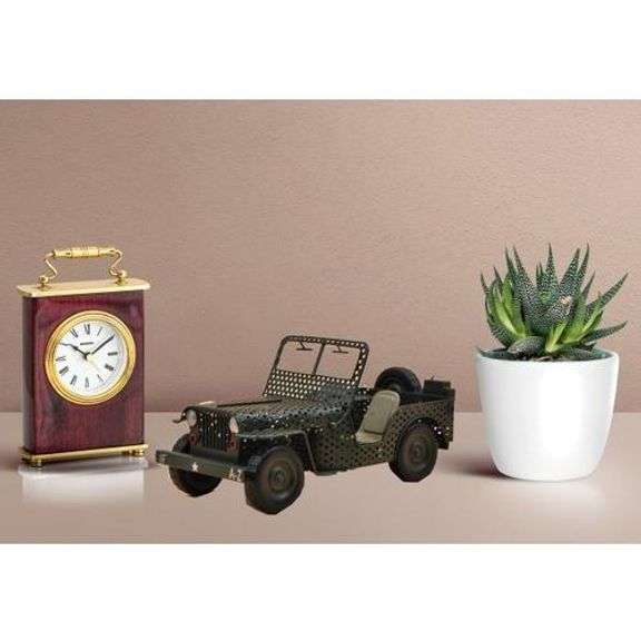 1940 Willys Overland Jeep Model Car
