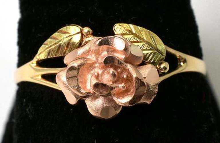 Sweet Rose Style Ring in Two Tone Gold