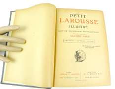 1926 French Petit LaRousse Illustrated Dictionary