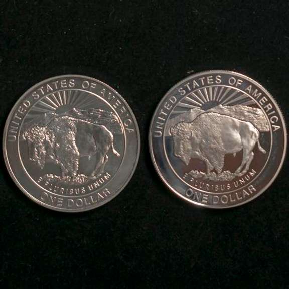 1999 Yellowstone Proof &Unc Silver Dollars