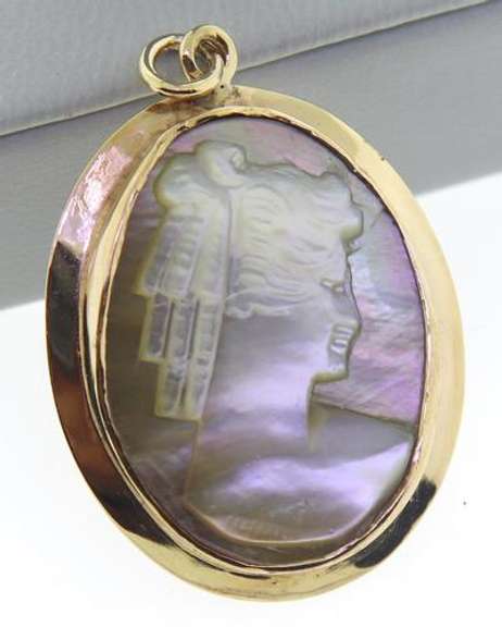 Yellow Gold Mop Cameo Pendant