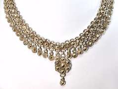 Alluring Ethnic Necklace & Bracelet in 70% Silver