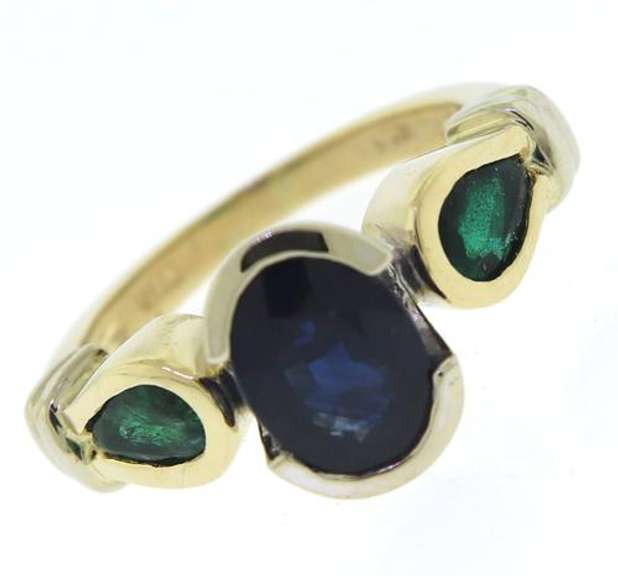 Charming Blue Sapphire and Emerald Bezel Cocktail Ring