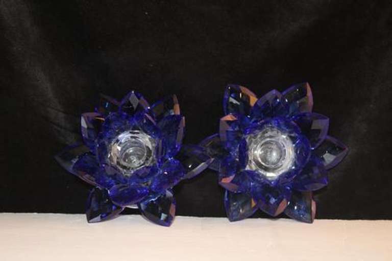 Pair Blue Lotus Candleholder
