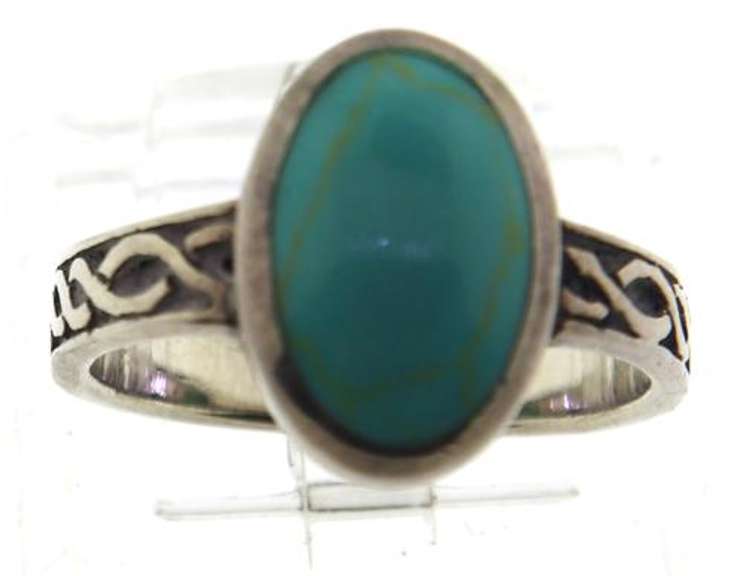 Vintage Sterling Silver Turquoise Ring