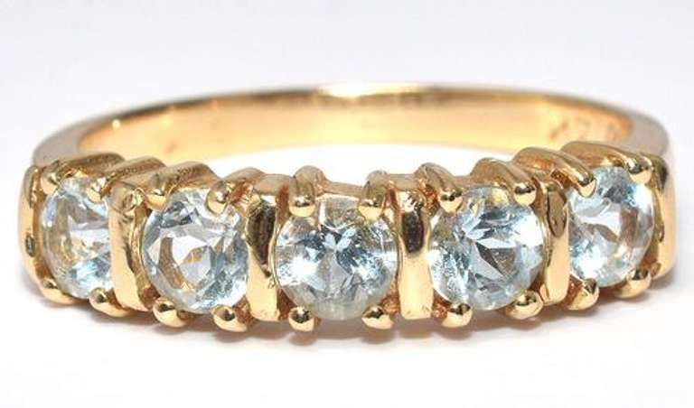 14KT Yellow Gold Aquamarine Band Ring