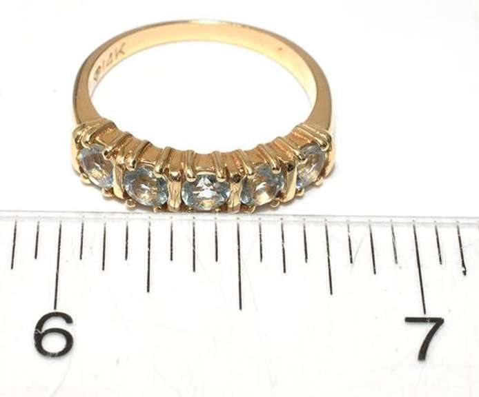 14KT Yellow Gold Aquamarine Band Ring