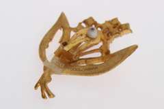 DOLCE & GABBANA GOLD FLORAL LEAVES CLIP ON EARRINGS