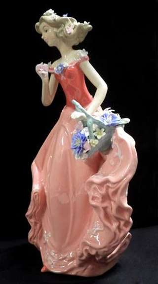 Maiden in Italian Garden 14inc Porcelain Figurine