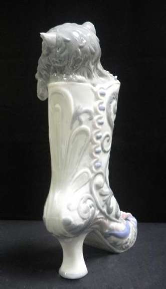 Smitten Kitten Porcelain Handcrafted Figurine