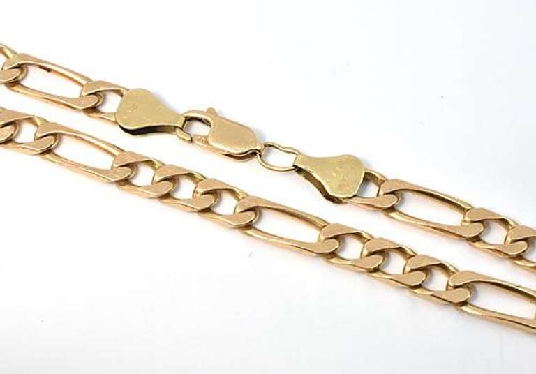 Durable Figaro Link Bracelet