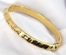 Lovely Italian Made 14k Bangle