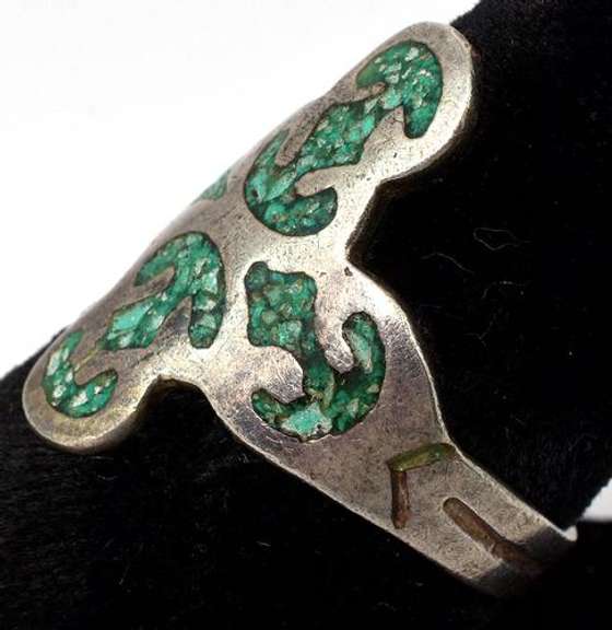 Beautiful Turquoise Inlay Ring in Sterling Silver