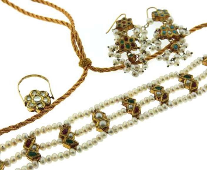 Dramatic 21kt Yellow Gold Plated Pearl, Turquoise, & Enamel Reversible Set