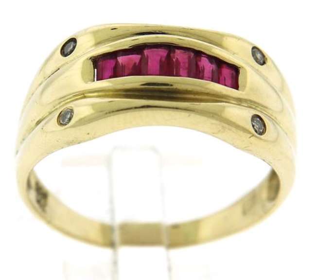 Chic 10kt YG Flush Set Ruby Ring
