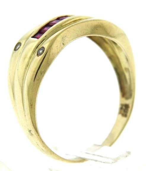 Chic 10kt YG Flush Set Ruby Ring