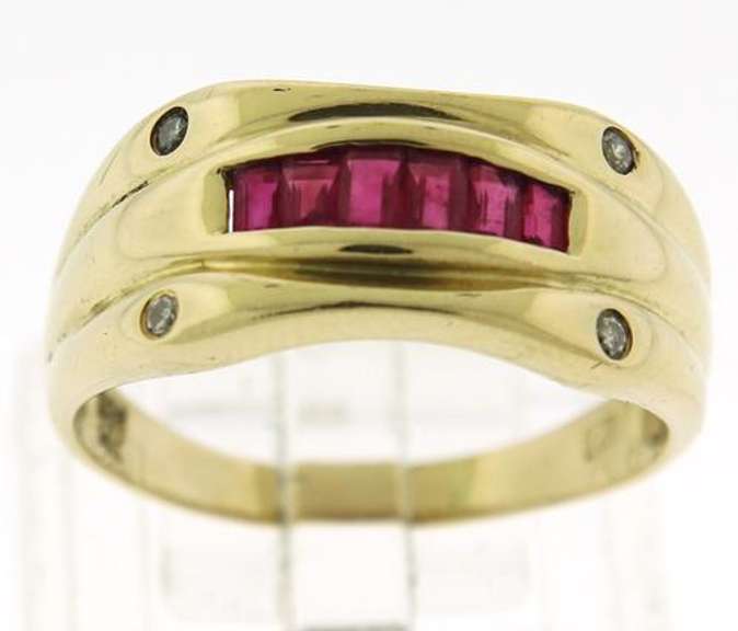 Chic 10kt YG Flush Set Ruby Ring