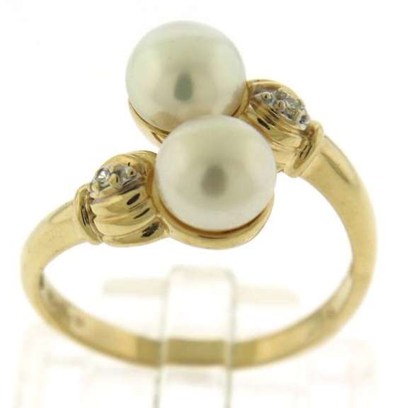 Elegant Fresh Water Pearl Bypass Ring