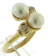 Elegant Fresh Water Pearl Bypass Ring