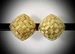 Beautifully Textured 18K Basket Weave Earrings