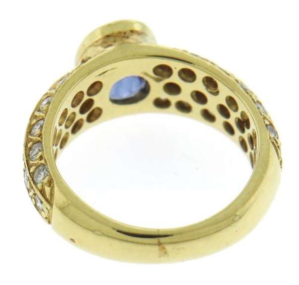 Oval Blue Sapphire and Diamond Yellow Gold Ring