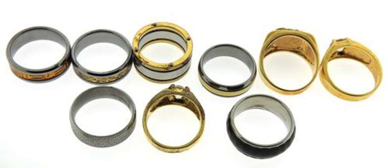 Group Lot of 9 Rings