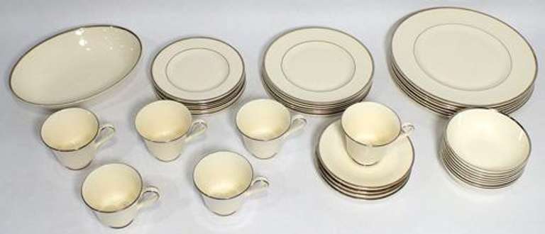 The Royal Doulton Carolyn Collection