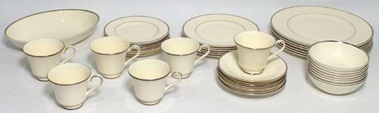 The Royal Doulton Carolyn Collection