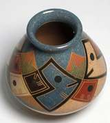 Authentic Nicaraguan Ceramic Vase by Enmanuel Maldonado With certificate