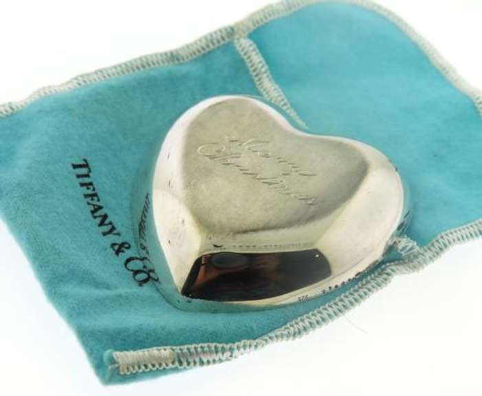 Tiffany & Co Heart Dish Engraved Merry Christmas