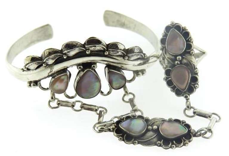 Sterling Silver Pink Mop Bracelet w Attach Ring
