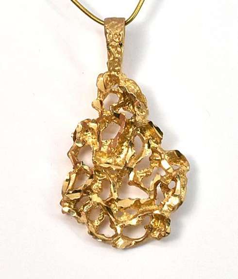 Well Proportioned Nugget Pendant