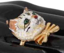 DOLCE & GABBANA GOLD BRASS RESIN WHITE CAT PET RING