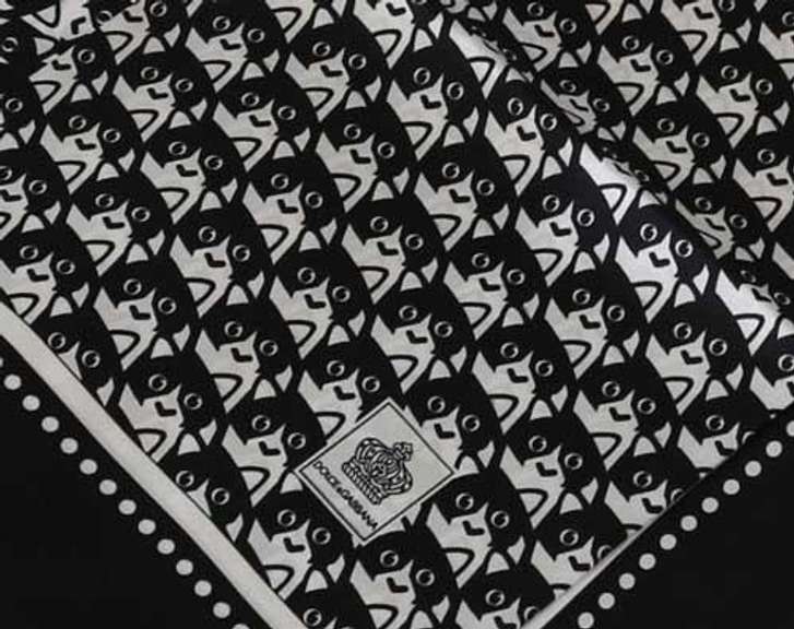 DOLCE & GABBANA BLACK AND WHITE DOG PRINT CROWN   Logo SILK WRAP SCARF