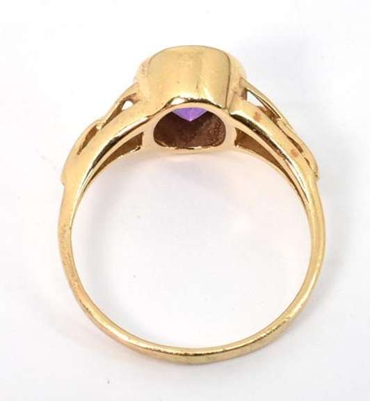 Sweet Oval Amethyst Ring