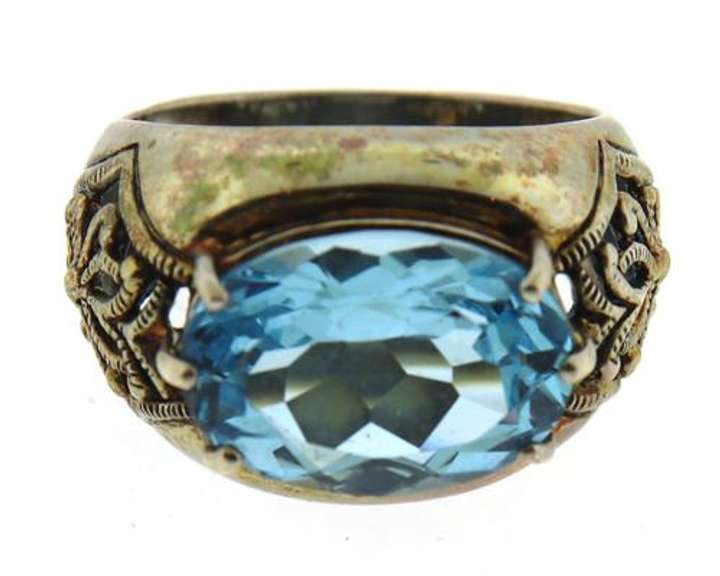 Vintage Sterling Silver Blue Topaz Ring
