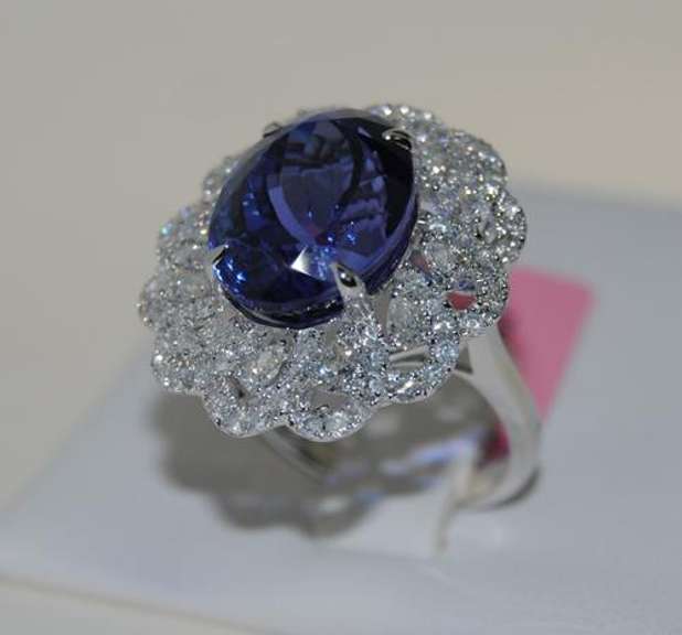 Massive Tanzanite and Diamond 18kt Ring