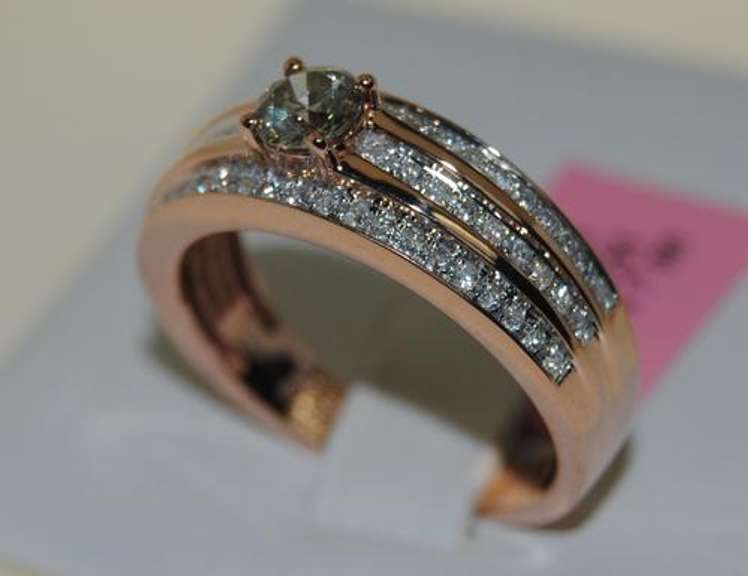 Timeless 14kt Men's Diamond Band