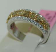 18kt Fancy Yellow and White Diamond Band