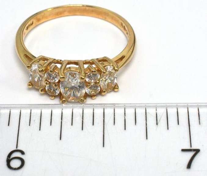 Shimmering CZ Ring in 14KT Yellow Gold