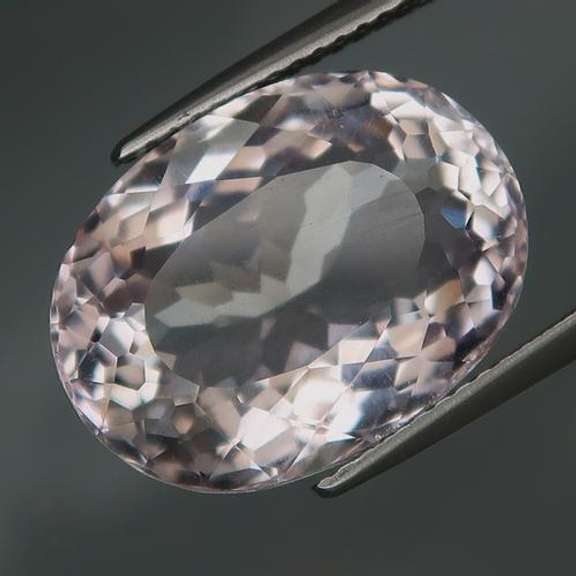 Glittering round cut 12.42ct pink Amethyst
