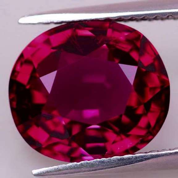 Captivating 4.43ct VVS violet pink Tourmaline